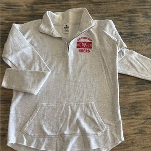 Cozy Gray Pullover with Pocket